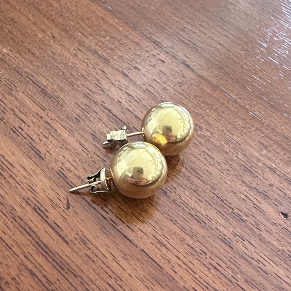 Vintage 14K Yellow Gold Ball Stud Earrings - Picture 2 of 9